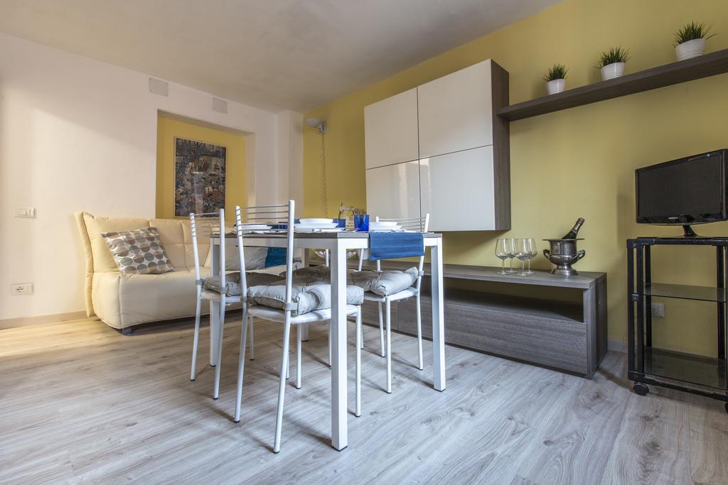 Susy Biennale Apartment - Canal View And Garden ヴェネツィア エクステリア 写真