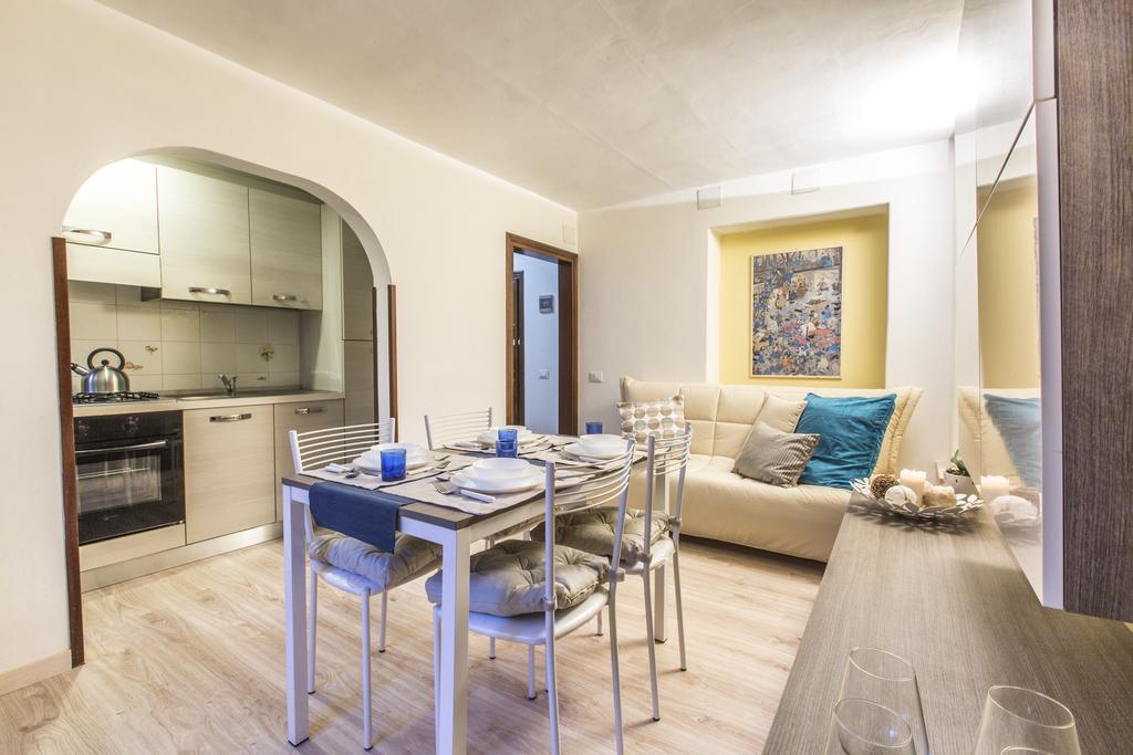 Susy Biennale Apartment - Canal View And Garden ヴェネツィア エクステリア 写真