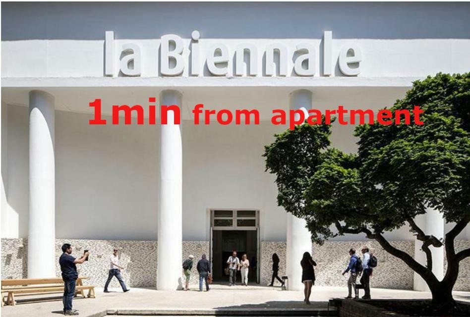 Susy Biennale Apartment - Canal View And Garden ヴェネツィア エクステリア 写真