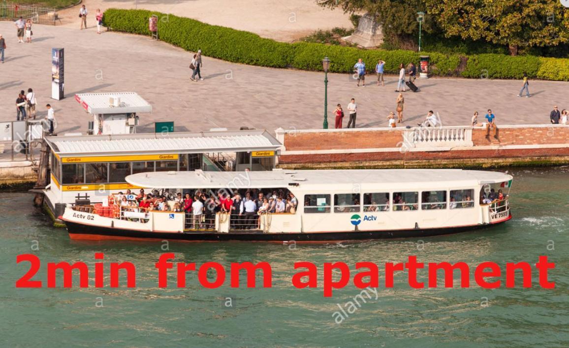 Susy Biennale Apartment - Canal View And Garden ヴェネツィア エクステリア 写真